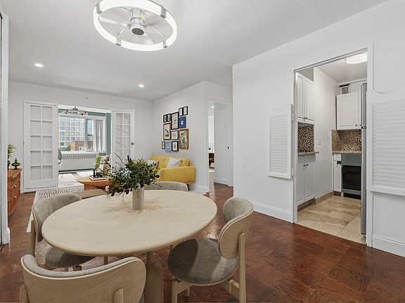 3rd image of 16 Lake St APT 7J