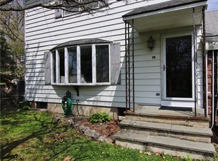 3 Deluca Dr, Cos Cob, CT 06807