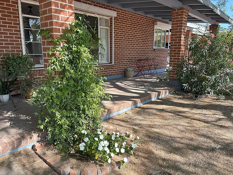 1828 N Campbell Ave — Photo 21