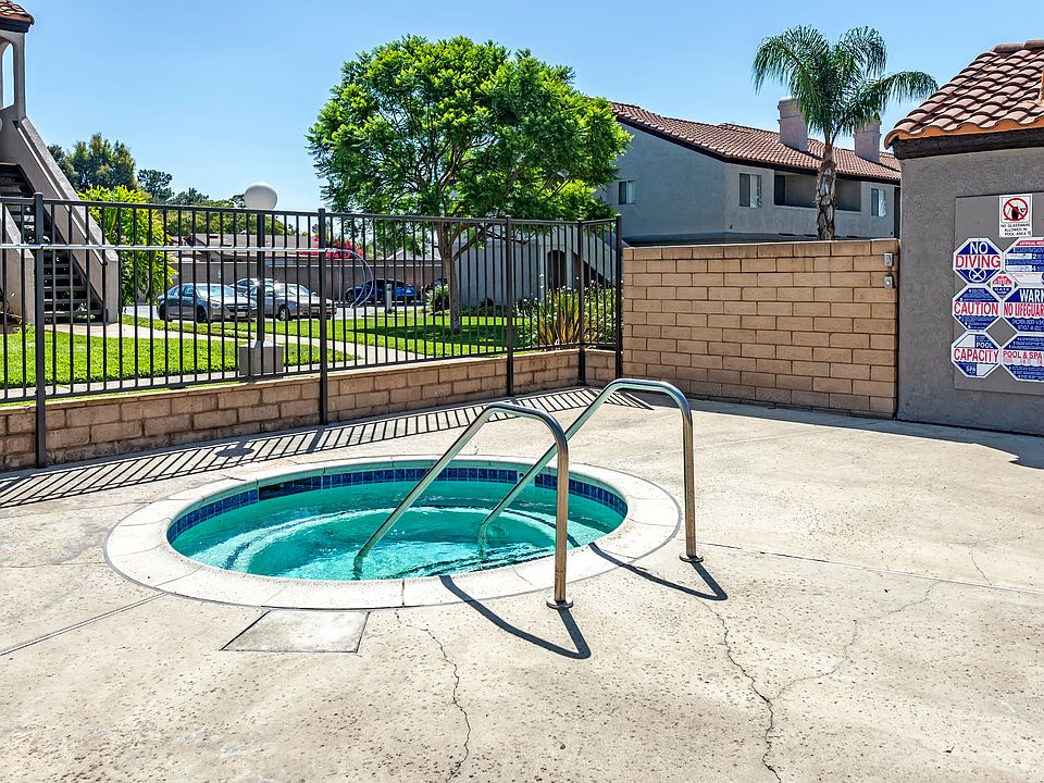 Sedona Apartments Homes 25106 Fir Ave Moreno Valley CA Zillow