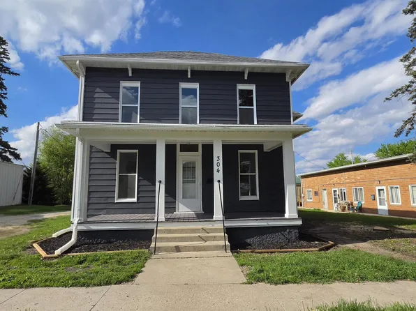 304 E Lincoln Way, Jefferson, IA 50129