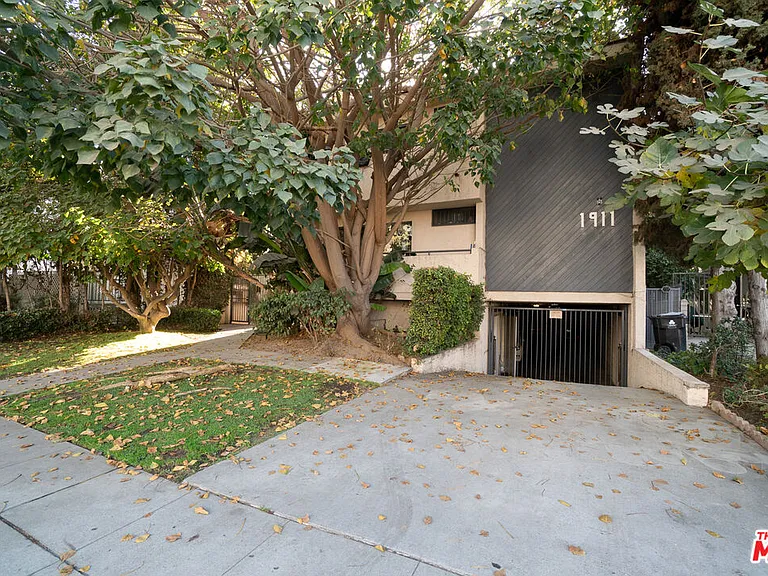 1911 Overland Ave #2 — Photo 1