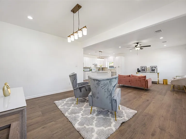 7950 Miley St — Photo 12