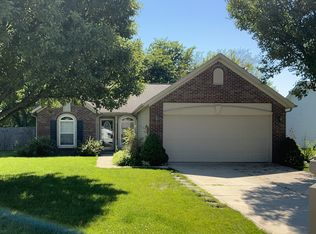 13939 Charleswood Ct, Fishers, IN 46038