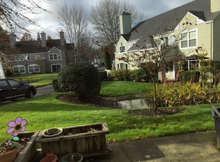 8445 SW Curry Dr UNIT B, Wilsonville, OR