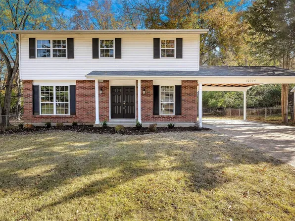 12754 Saddlemaker Ct, Maryland Heights, MO 63043