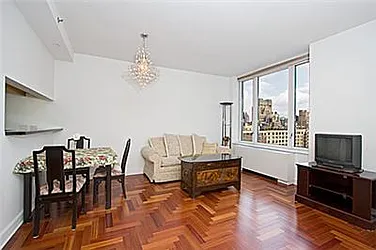 Rented by Sumitomo Real Estate Sales