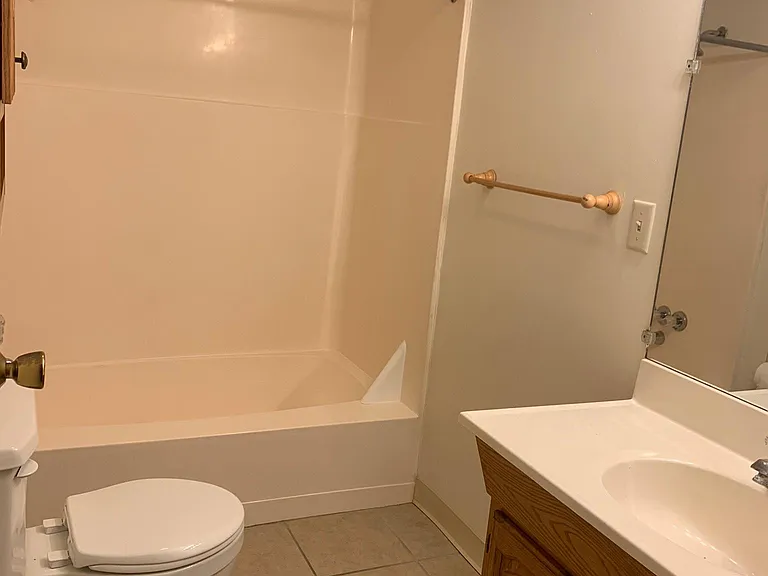 8 W Park Ave #8 — Photo 8