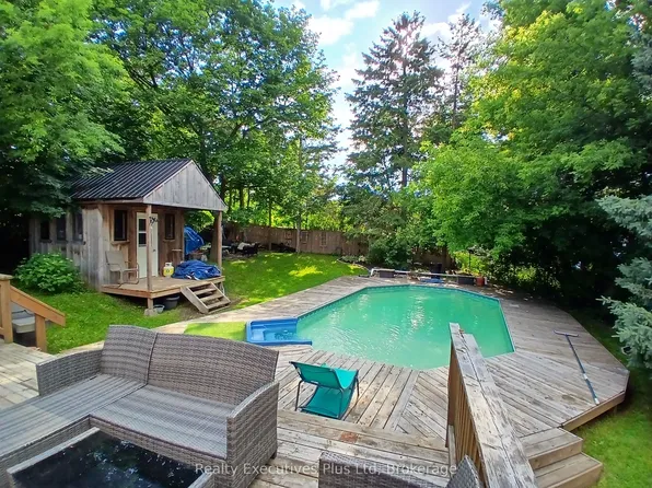 90 Western Ave, Guelph, ON N1H 6A8