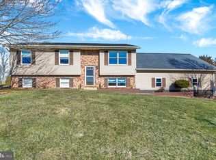 267 Chamois Dr, Westminster, MD 21157