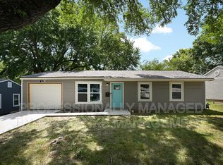 6405 E 150th St, Grandview, MO 64030