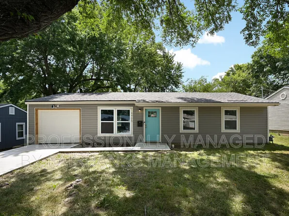 6405 E 150th St, Grandview, MO 64030