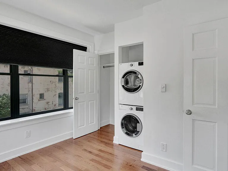 162 Allen St #4 — Photo 7