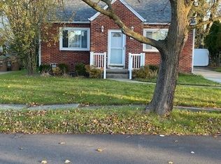 24 Kendale Rd, Cheektowaga, NY 14215