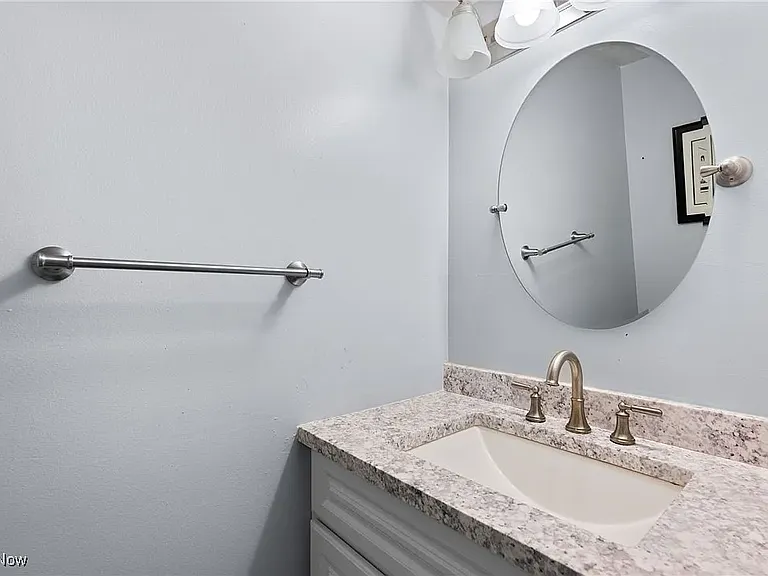 4314 Hyde Park Dr #4 — Photo 9