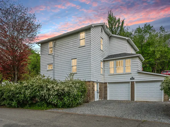 954 Santiago Rd, Imperial, PA 15126