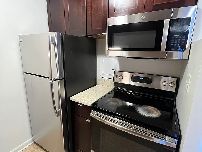 6010 N Winthrop Ave #303 — Photo 10
