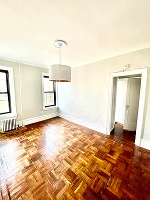 Rented by Pear NYC LLC | media 29