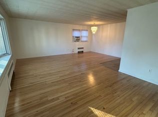 43 Oakwood Ave, Bloomfield, NJ 07003
