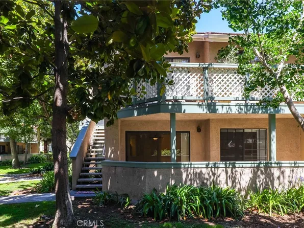 3523 W Greentree Cir Unit A, Anaheim, CA 92804
