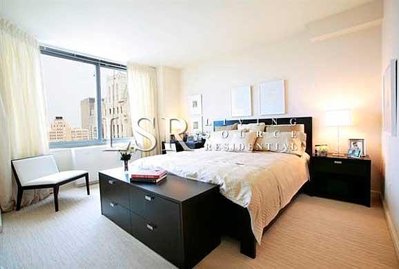 1st image of 10 Liberty St APT 10D