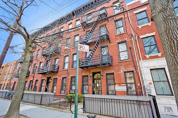 Sold by Fillmore | media 13