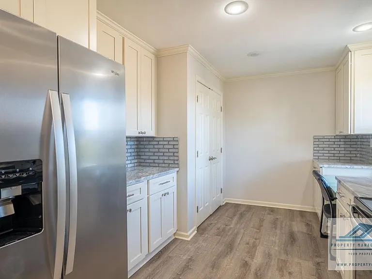 205 High Rd — Photo 9