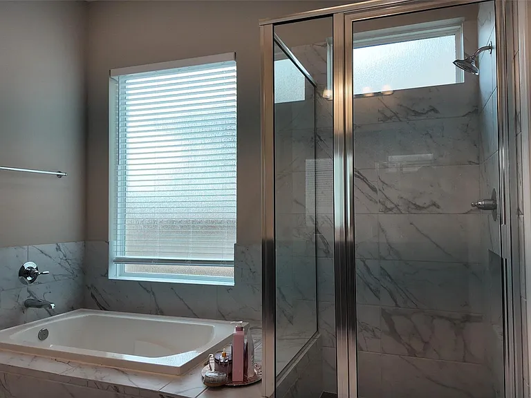 360 Mallorn Ln — Photo 15