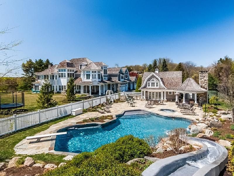 Elegant Country Compound
