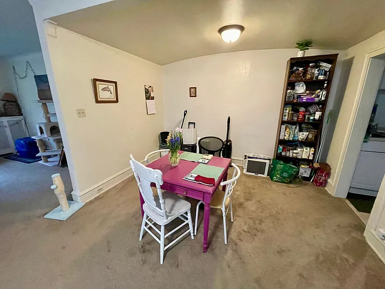 2114 E Woodstock Pl — Photo 3