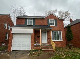 5062 Thomas St, Maple Heights, OH 44137