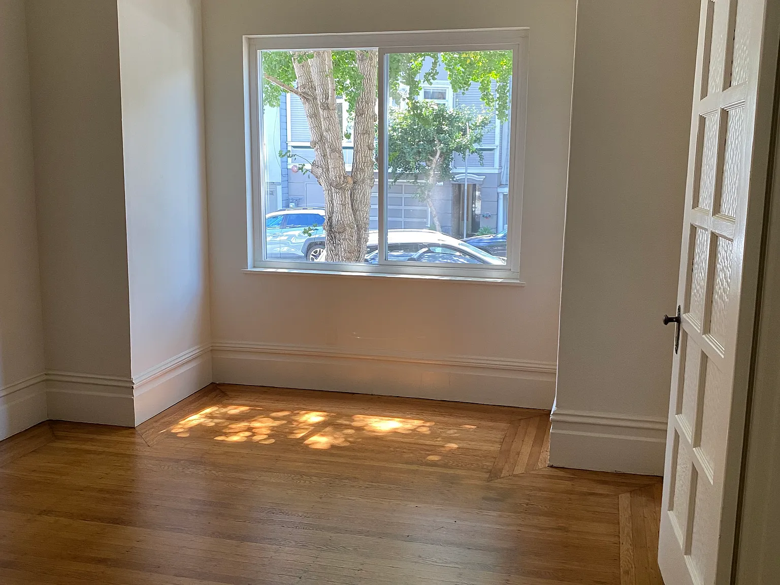 2 bed, $6,000 — Photo 3