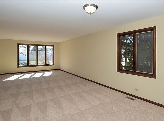 5th image of 2646 Brewer Ln