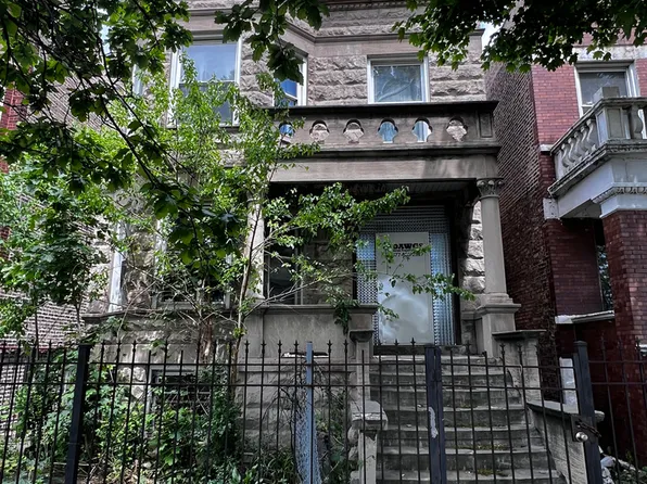 3936 W Congress Pkwy, Chicago, IL 60624