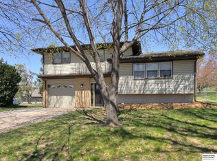 6505 S 154th St, Omaha, NE 68137