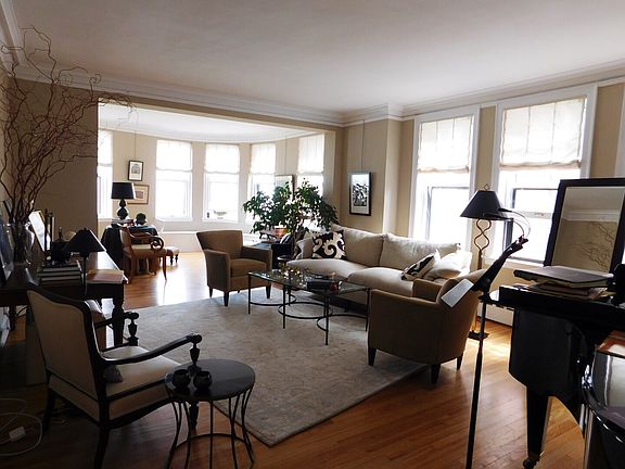 4th image of 3300 N Lake Shore Dr APT 12A