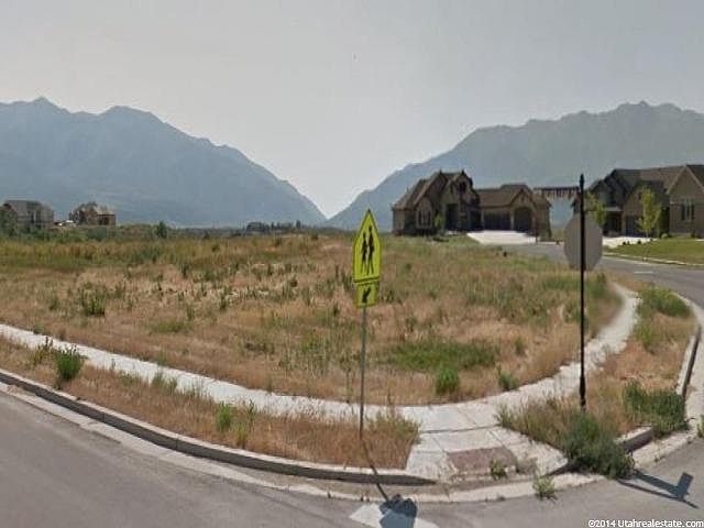 1st image of 3285 Fairfield Cir