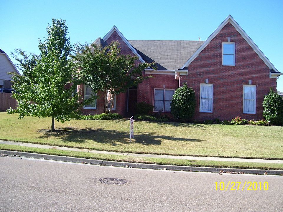 1st image of 1695 Belledeer Dr E
