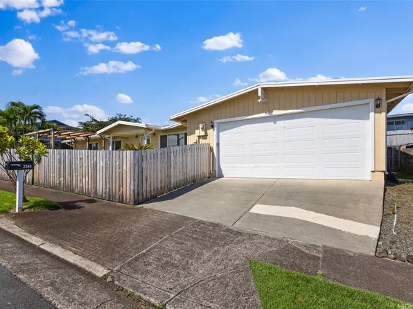 2344 Ahamoa St, Pearl City, HI 96782