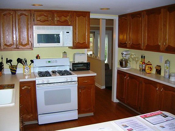 Part of the eat in Kitchen