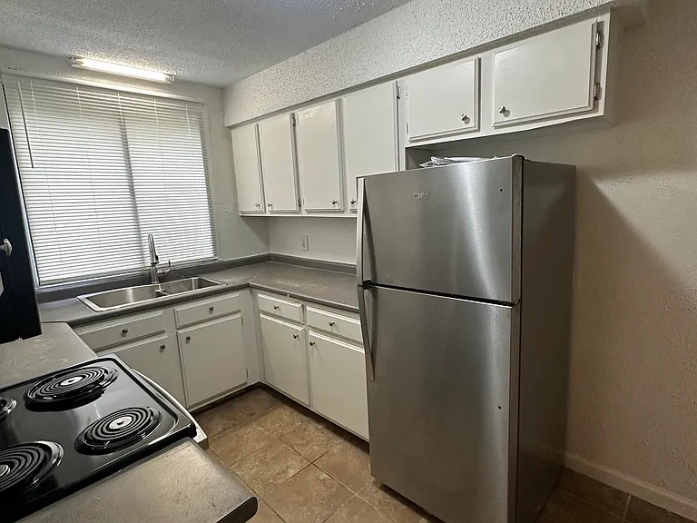 701 Running Brook Rd #701 — Photo 5