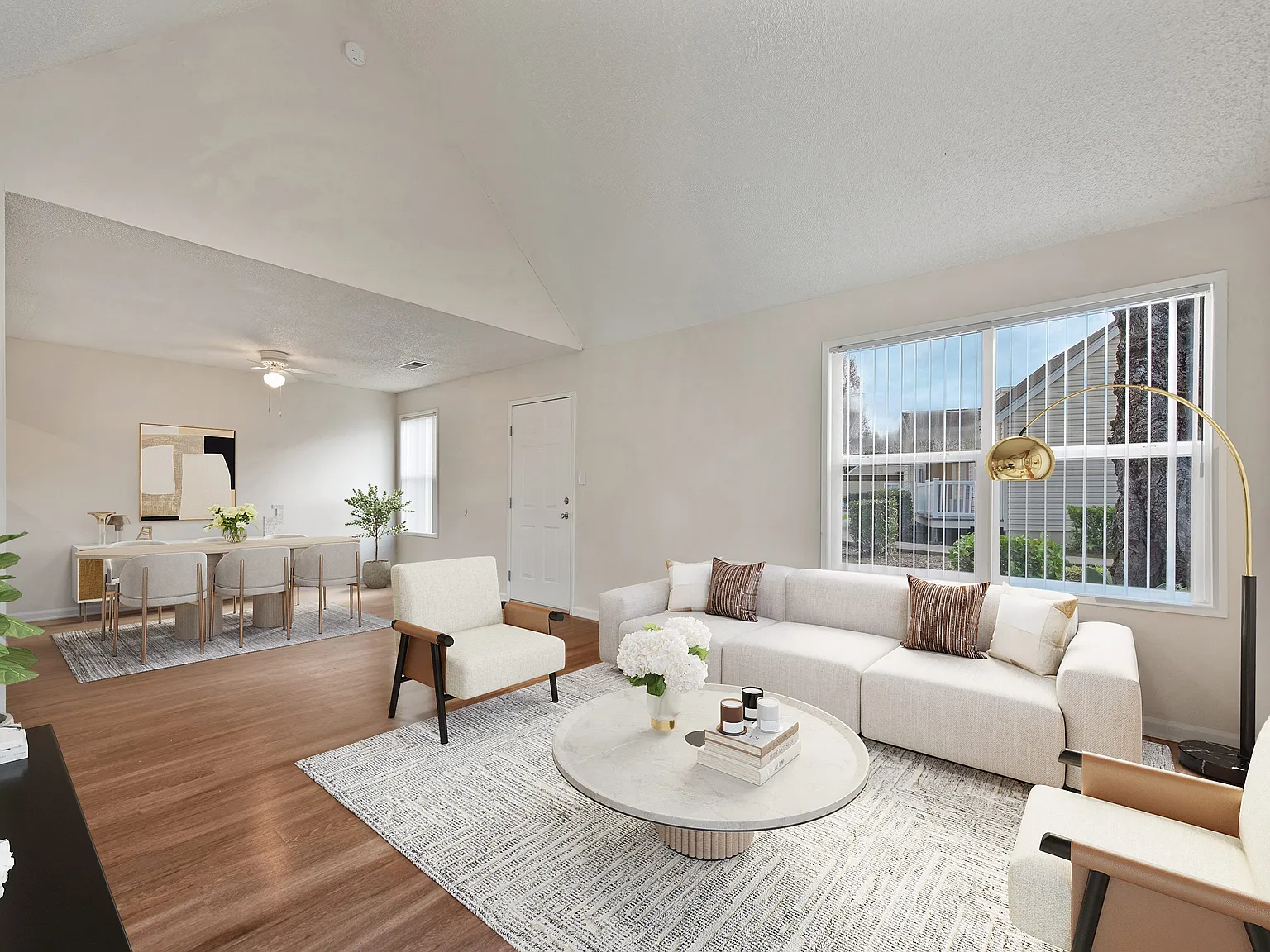 Vineyard Terrace Apartments — Photo 1