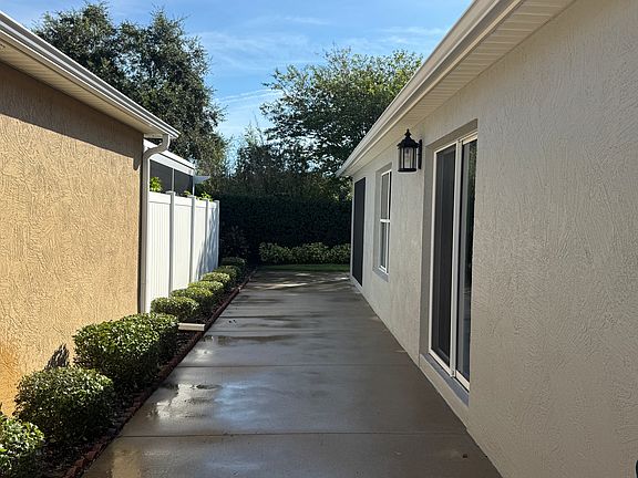 3rd image of 491 Cammarano Pl