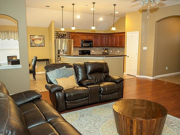 4th image of 6921 Big Wichita Dr
