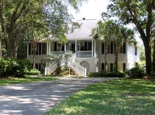 688 Leader Ln, Mount Pleasant, SC 29464