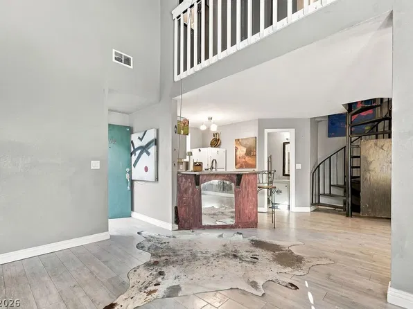 510 Elm Dr Unit 202, Las Vegas, NV 89169