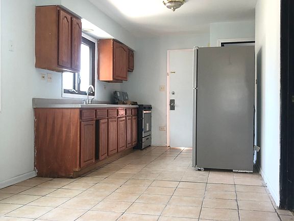 5th image of 5017 S Central Ave