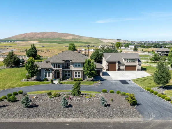 88512 E Badger View Dr, Kennewick, WA 99338
