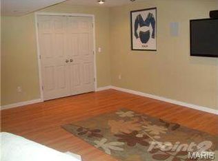 2598 Grover Ridge Dr, Grover, MO 63040