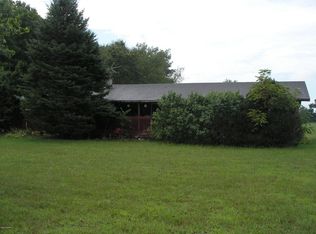 64668 Engle Rd, Constantine, MI 49042